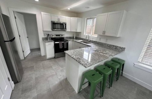South Salt Lake House | Canyons Lounge… TV, Wifi, Parking, + More!