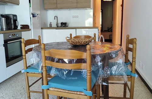 Cap d'Agde Apartment | CAP D'agde, Agréable 2 Pièces 42m2, Loggia, 4 Voyageurs, 300m Plage du Môle