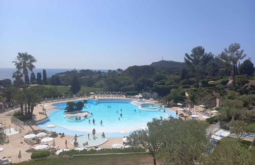 Cap Esterel Apartment | Cap Esterel, T2 Confortable 4/5 Personnes, Climatisé Avec Très Belle vue sur mer