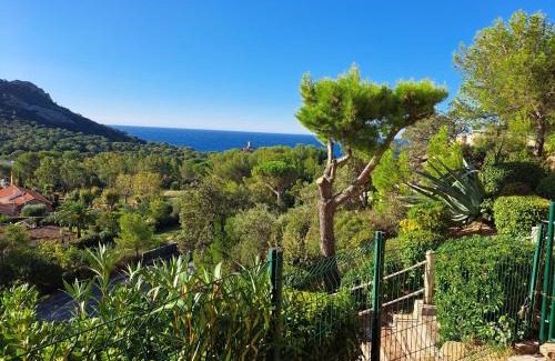 Le Dramont Apartment | Cap sur l'Ile d'Or