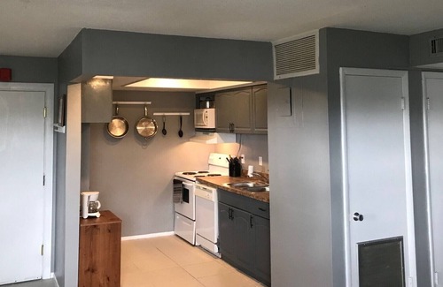 Columbiad Plaza Condo | Cape Canaveral Play/Work/Live in Walking/Biking from Beach, Pubs , Restaurants