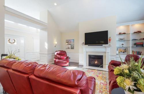 Mashpee Neck House | Cape Castle