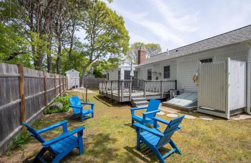 Dennis Port House | Cape Cod Cottage by Leavetown Vacations