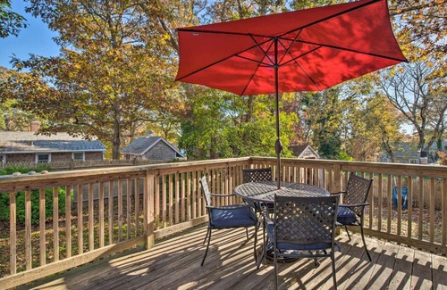South Dennis House | Cape Cod Cottage Deck, Grill and Kayaks, Near Beach