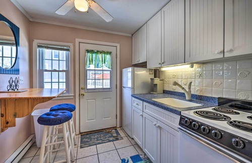 Dennis Port Condo | Cape Cod Retreat w/Gas Grill, Steps to Beach