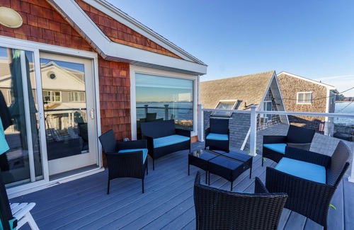 Revere Apartment | Cape Cod style Oceanside cottage, near Boston, train, Airport