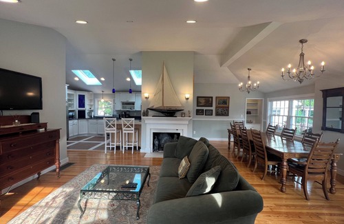 Falmouth House | Cape Cod Tranquility in Falmouth Village