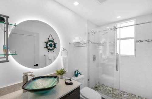 Merritt Island Resort | Cape Crossing Resort & Marina
