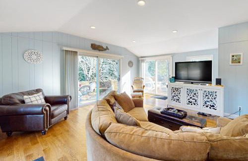 West Yarmouth House | Cape Escape