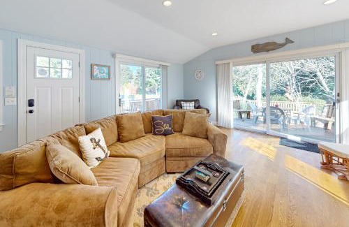 West Yarmouth House | Cape Escape