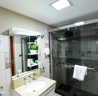 Nifas Silk-Lafto Hotel | Cape Hotel