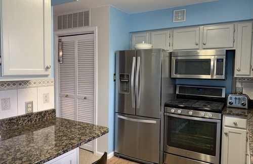 Cape May Condo | Cape May Rental Poolside - 933 Columbia Avenue, B7, Cape May