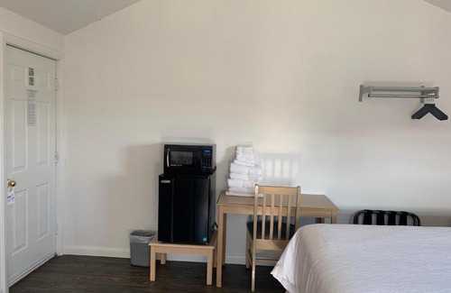 Cape Charles Hotel | Cape Motel