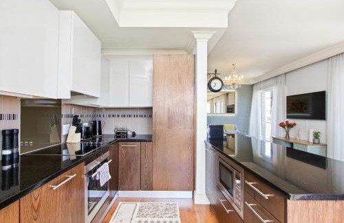 Green Point Apartment | Cape Royale Luxury Apartments by Stay In Luxury