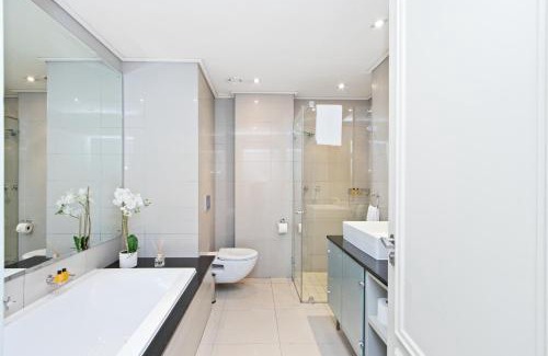 Green Point Apartment | Cape Royale Luxury Apartments by Stay In Luxury