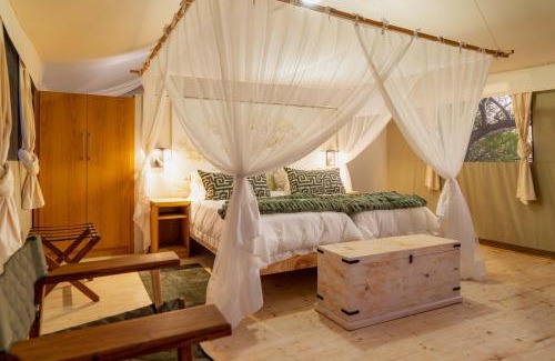 Maruleng Cabin | Cape Vulture Lodge