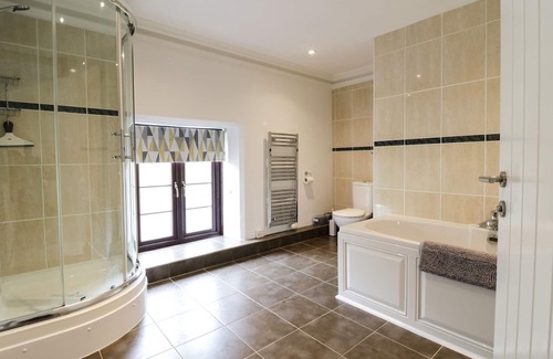 Penmaenpool Cottage | CAPEL SOAR, character holiday cottage, with open fire in Dolgellau
