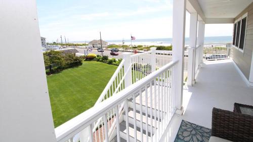 Cape May Apartment | Capers #103