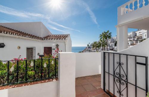 Chimenea Apartment | Capistrano Playa 111
