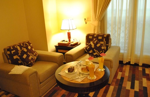 Al Ghubrah Ash Shamaliyyah Hotel | Capital O 155 Dmas Hotel