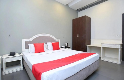 Phillaur Hotel | Capital O 23498 Hotel Jane Royale