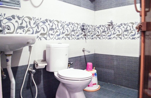 Panduranga Nagar Hotel | Capital O 5683 SS Suites