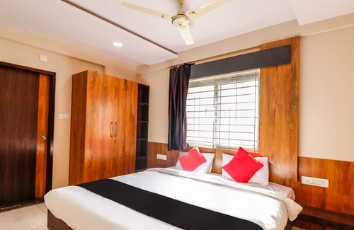 Yelahanka Hotel | Capital O 62363 N R Residency