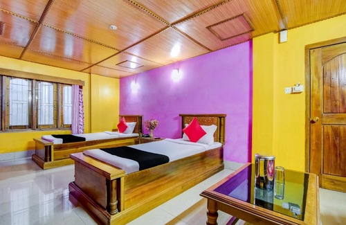 Dirang Hotel | Capital O 64926 Awoo Resort