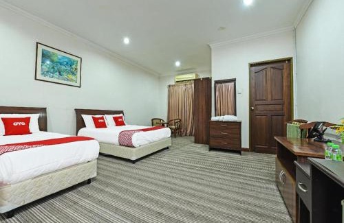 Kampung Gong Badak Hotel | Capital O 90434 Marmoris House