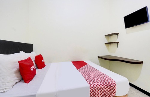Kudus Hotel | Capital O 90709 Djati Guest House