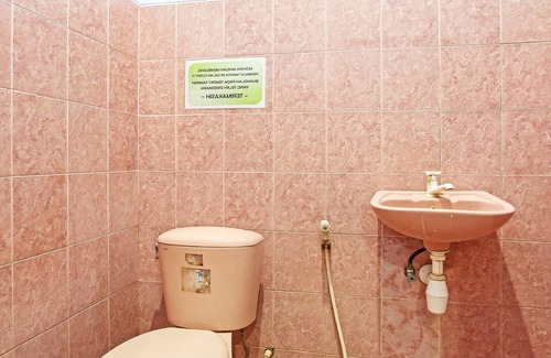 Blora Hotel | Capital O 91355 Hotel Mustika 1 Syariah