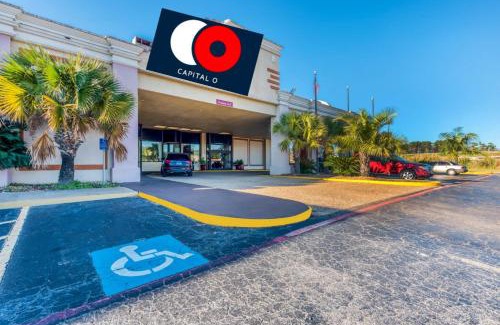Nacogdoches Hotel | Capital O Nacogdoches - Hwy 59 & SW Stallings