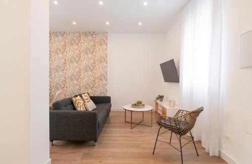 Poligono Alameda Apartment | Capitan Huelin & centric by ELE Apartments