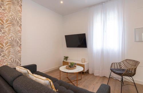 Poligono Alameda Apartment | Capitan Huelin & centric by ELE Apartments