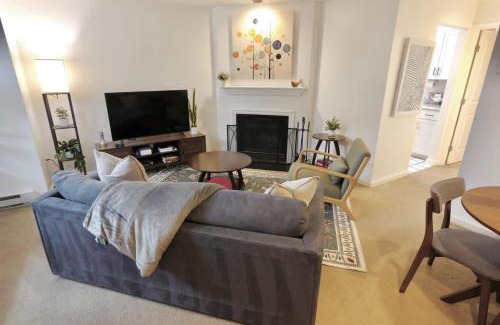 Capitol Hill Apartment | Capitol Hill & Penn - Steps from Eastern Market