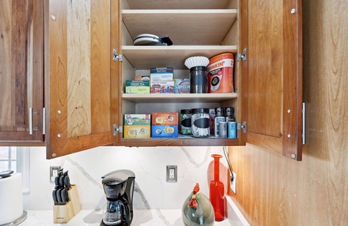 Southeast House | Capitol Hill-SLP 6-Parking-Walk 2 BLK Metro/Cafes