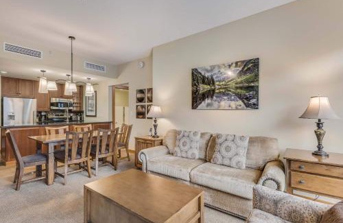 Snowmass Village Apartment | Capitol Peak Lodge 3205 by Snowmass Mountain Lodging