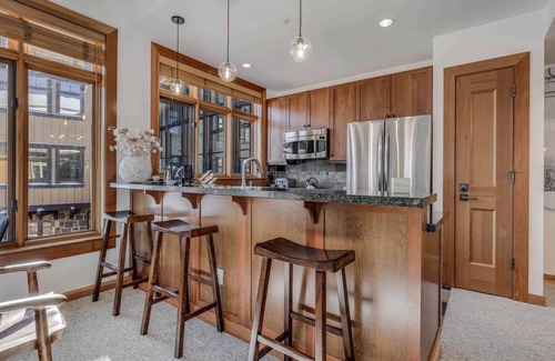 Snowmass Village Condo | Capitol Peak Lodge 3222