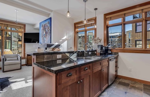 Snowmass Village Condo | Capitol Peak Lodge 3222