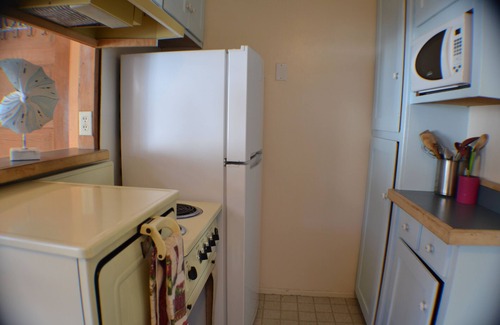 Capitola House | Capitola Village Beach Cottage Living!