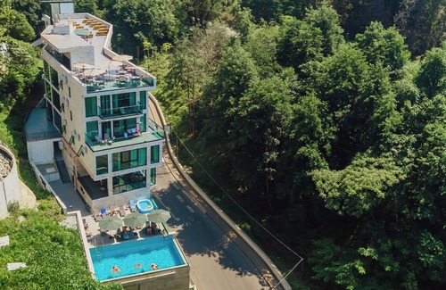 Mtsvane Kontskhi Hotel | Capo Verde Hotel Batumi