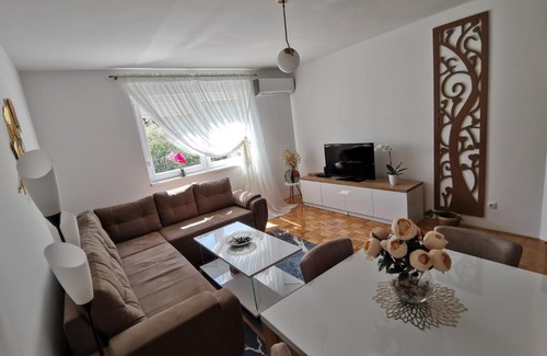 Visoko Apartment | CAPRA apartman