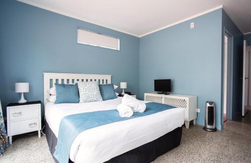Mount Maunganui Apartment | Capri on Pilot Bay