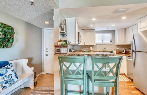 St. Pete Beach Condo | Caprice 401 Awesome views|Great location|Walk to everything!