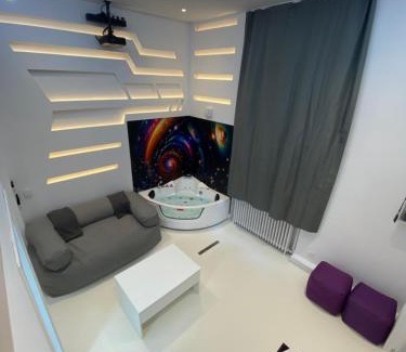 Roubaix Apartment | Capsule Espace-Jacuzzi-Cinema-Nintendo switch