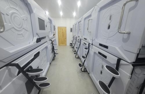 Logon Hotel | Capsule Hotel in Malapascua