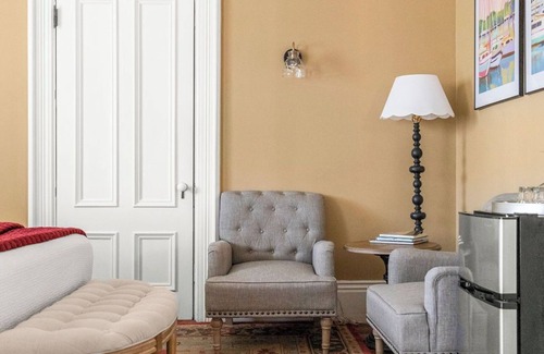 Brewster Bed & Breakfast | Captain Freeman Inn