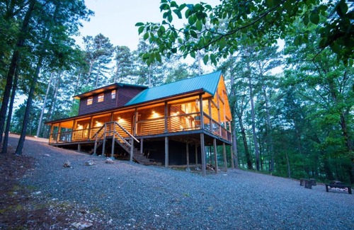 Broken Bow House | Captain John Smith Retreat(2 Bedrm) (Luxury Cabin) Cabin