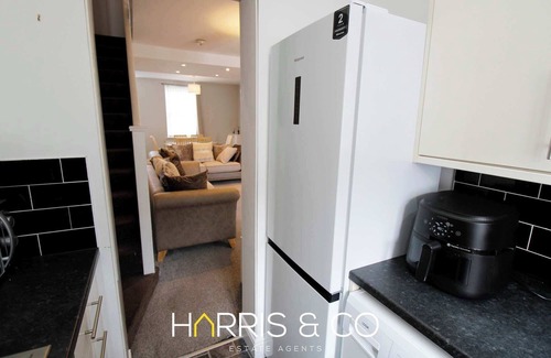 Fleetwood House | Captain's Cove Summar