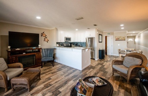 Ocean Cay House | Captain`s House B2-Ocean Front | 2 Bed, 2 Bath